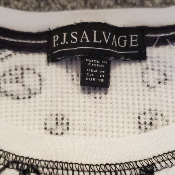 PJ Salvage Thermal Waffle Black & White Skulls knit pajama lounge top Medium - Picture 2 of 3